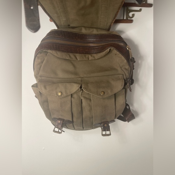Filson Rugged Twill Rucksack Bag - Picture 4 of 8